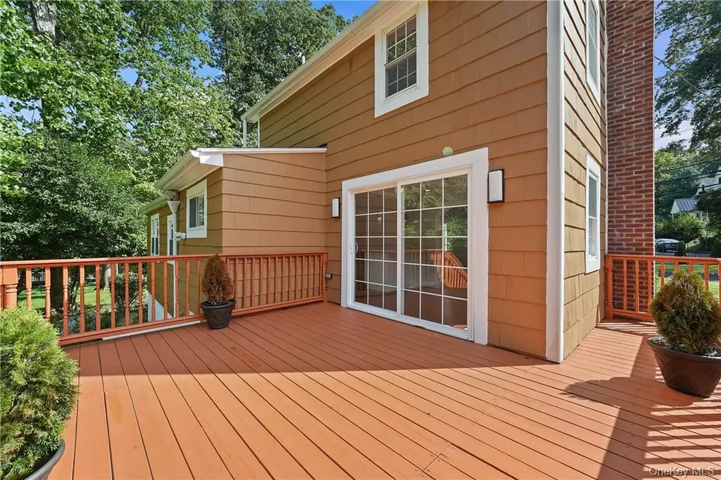 58 Whippoorwill Road E Armonk NY 10504