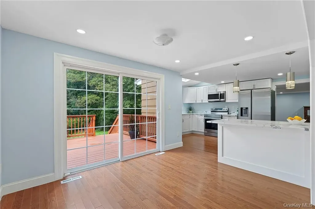 58 Whippoorwill Road E Armonk NY 10504