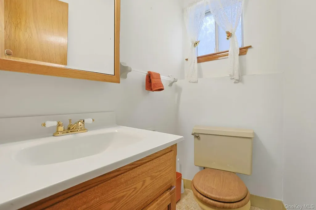 186 Rutledge Avenue Hawthorne NY 10532
