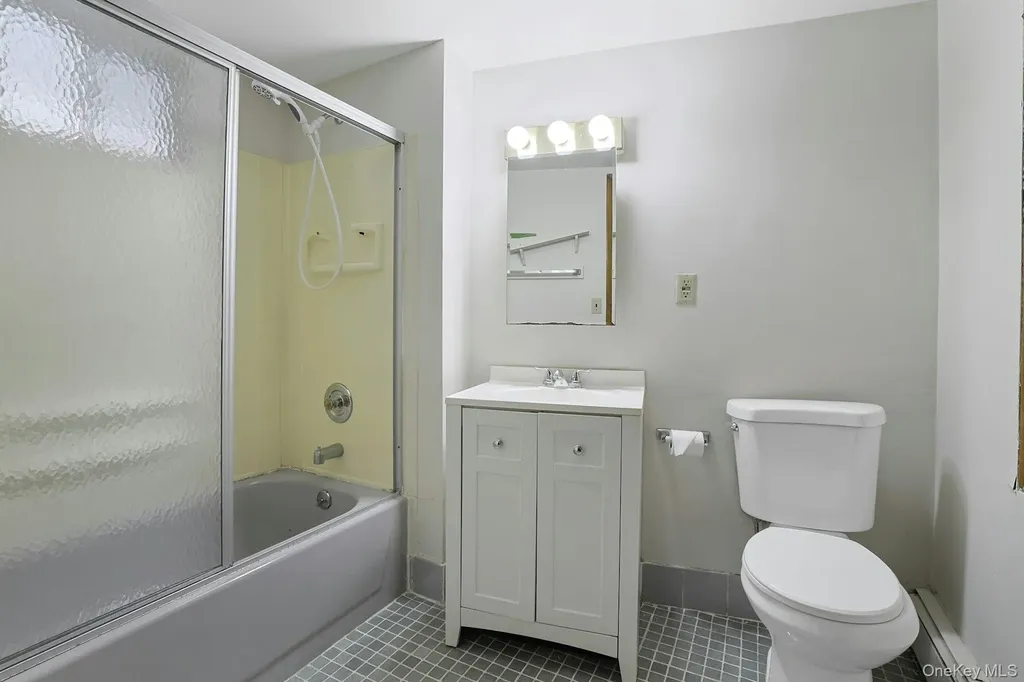 186 Rutledge Avenue Hawthorne NY 10532