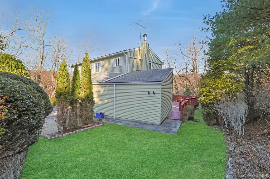 186 Rutledge Avenue Hawthorne NY 10532
