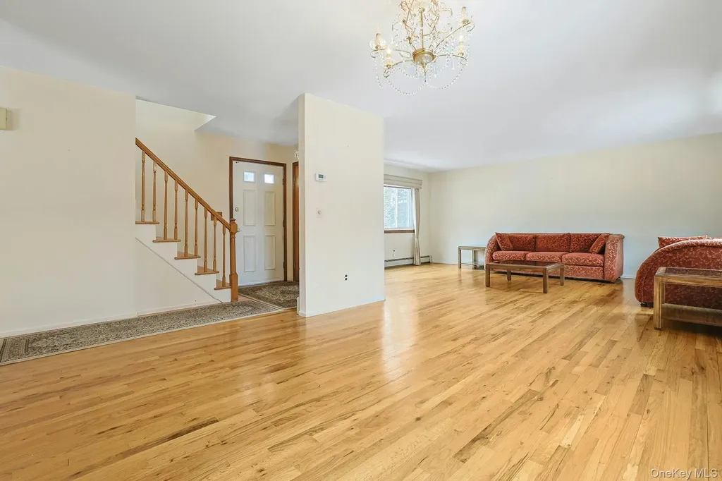 186 Rutledge Avenue Hawthorne NY 10532