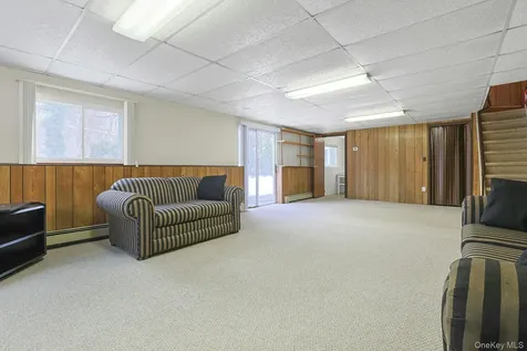 186 Rutledge Avenue Hawthorne NY 10532