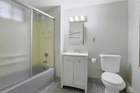 186 Rutledge Avenue Hawthorne NY 10532