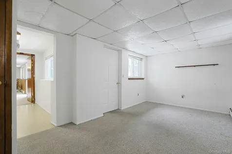 186 Rutledge Avenue Hawthorne NY 10532