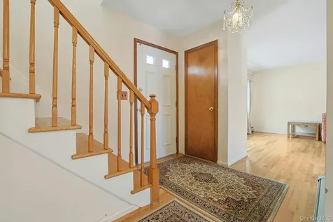 186 Rutledge Avenue Hawthorne NY 10532