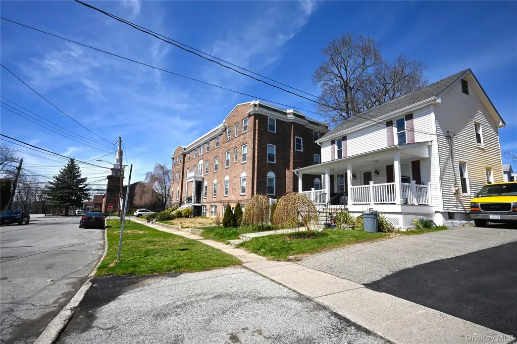 1 Agate Avenue Ossining NY 10562