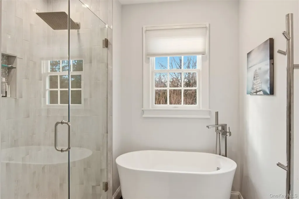 4 Daniel Way Setauket NY 11733