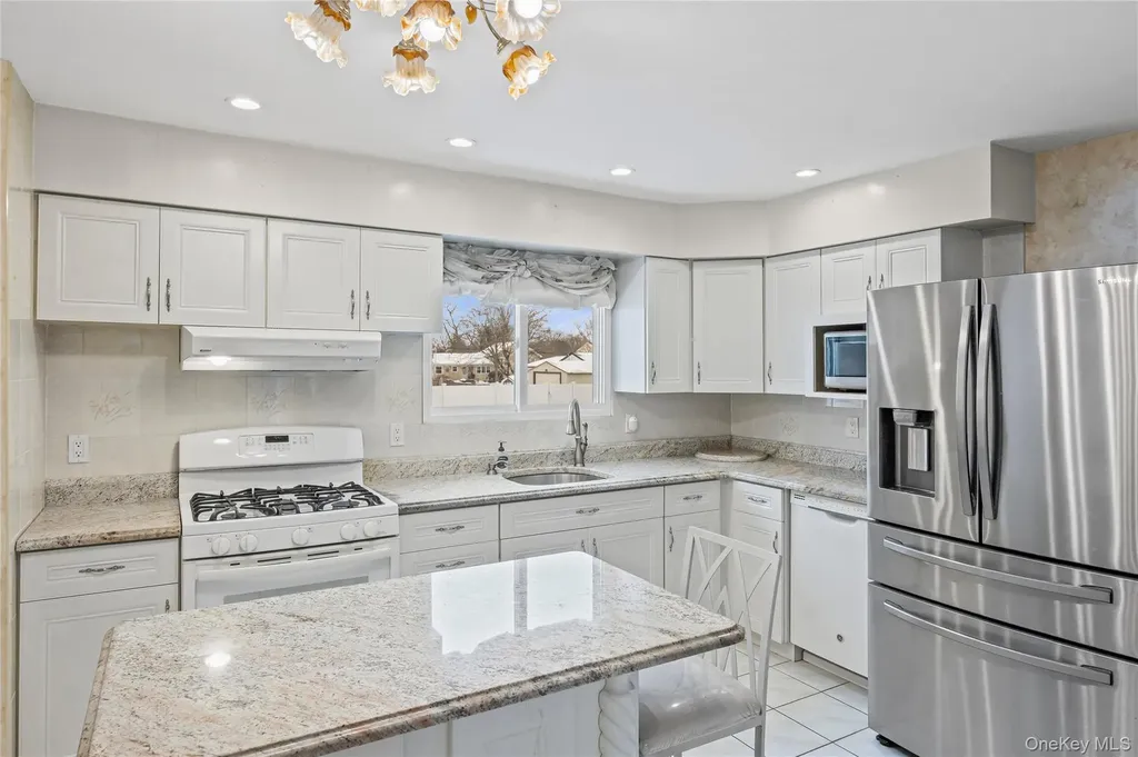 3 Brenner Road Coram NY 11727