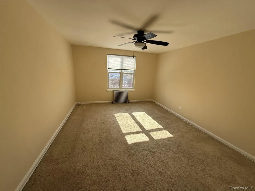 194-20A 39th Avenue Flushing NY 11358