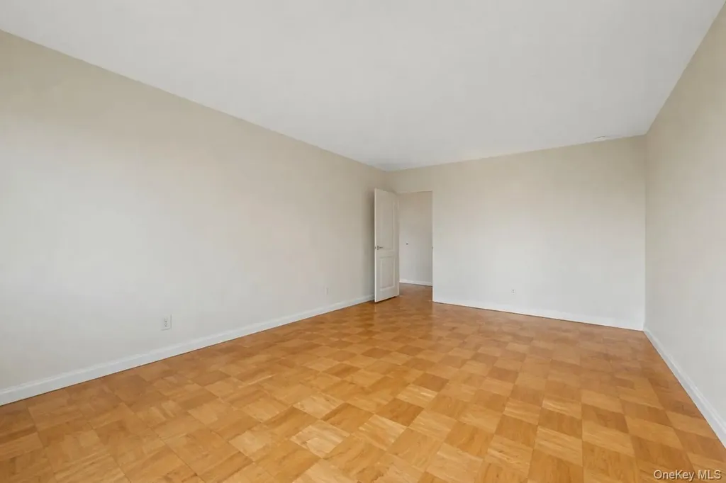 615 Palmer Yonkers NY 10701