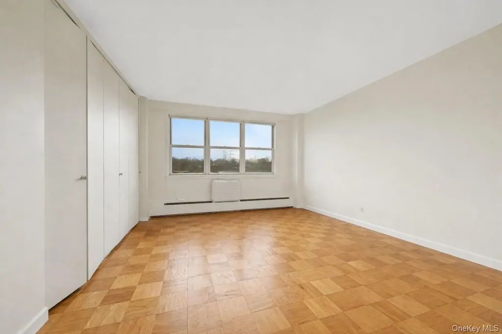 615 Palmer Yonkers NY 10701