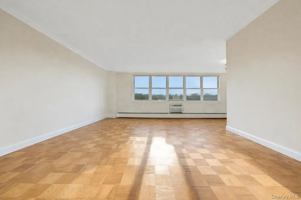 615 Palmer Yonkers NY 10701