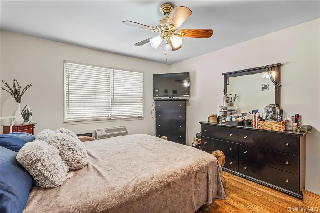 Bayside NY 11361