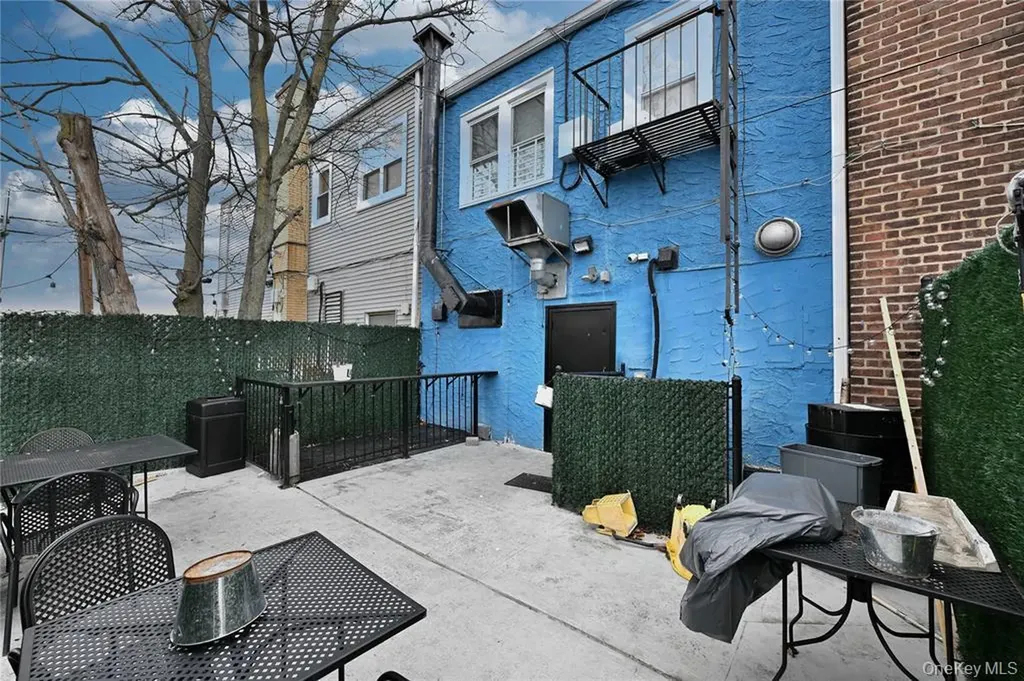 3116-3118 Long Beach Road Oceanside NY 11572