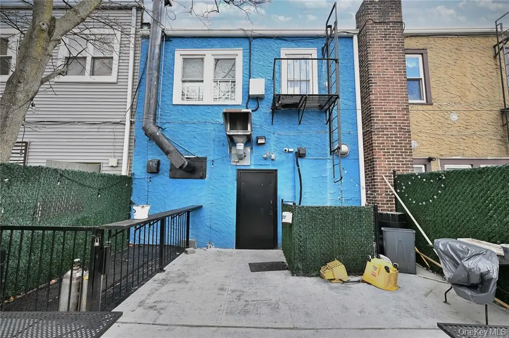 3116-3118 Long Beach Road Oceanside NY 11572