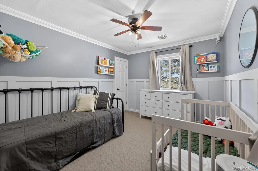 171 Melanie Way Commack NY 11725