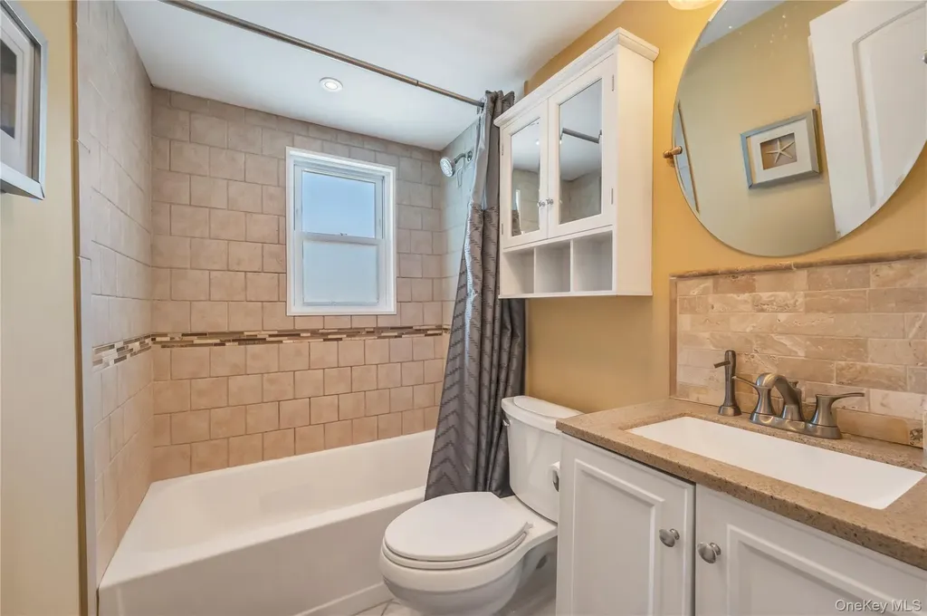 19 Radburn Drive Commack NY 11725