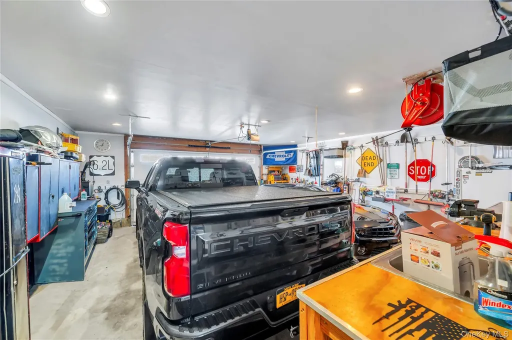 19 Radburn Drive Commack NY 11725