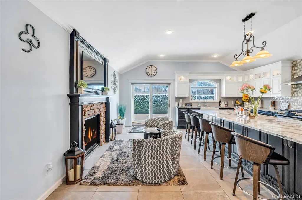 19 Radburn Drive Commack NY 11725