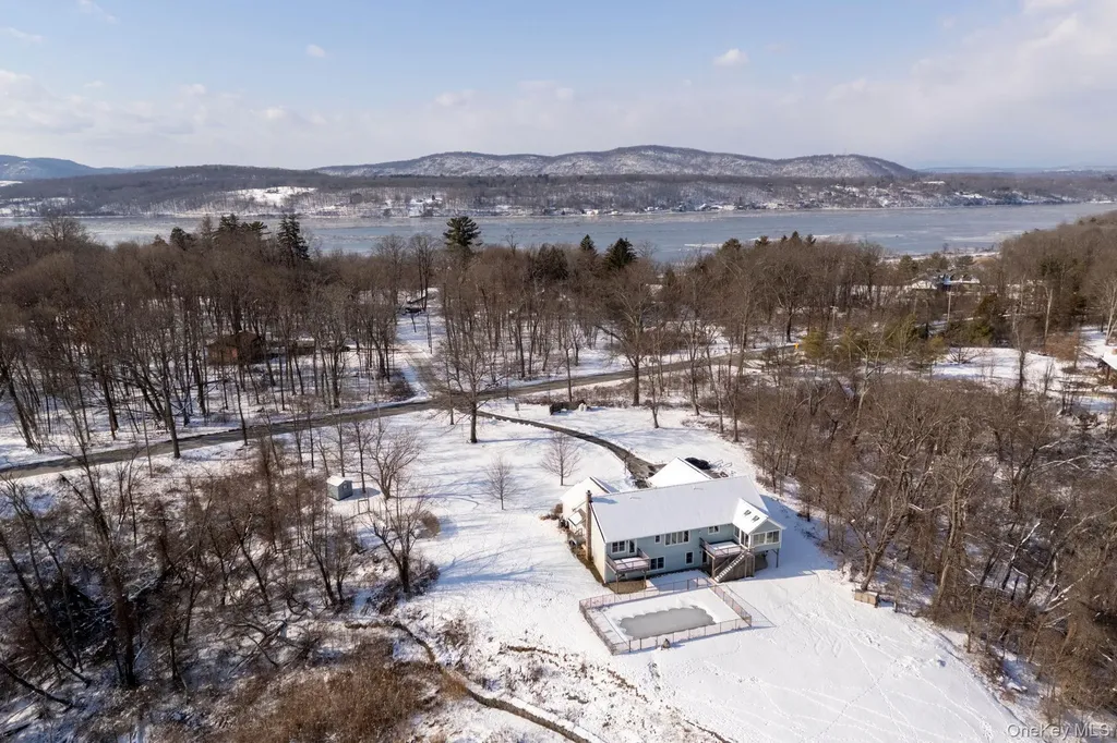 573 Mill Road Rhinebeck NY 12572