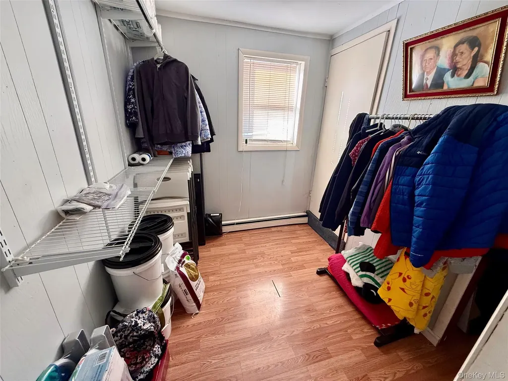 1644 N Gardiner Drive Bay Shore NY 11706