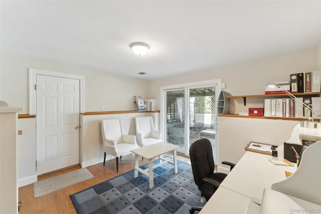 64 Tanners Neck Lane Westhampton NY 11977