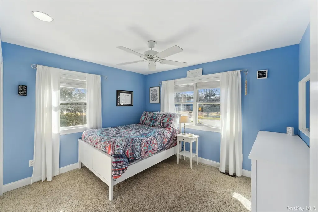 64 Tanners Neck Lane Westhampton NY 11977