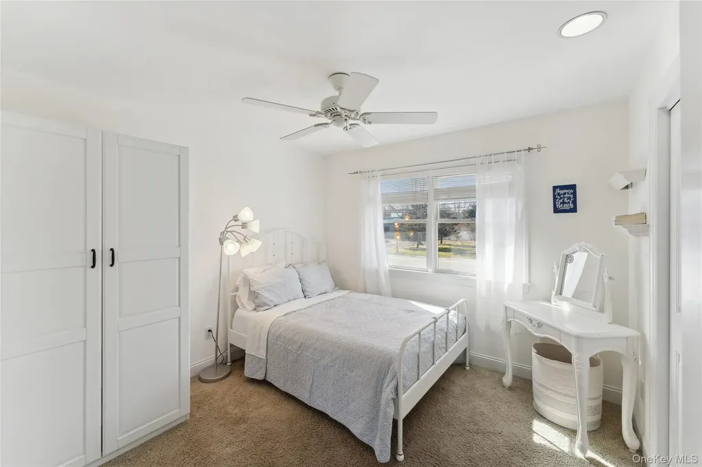 64 Tanners Neck Lane Westhampton NY 11977
