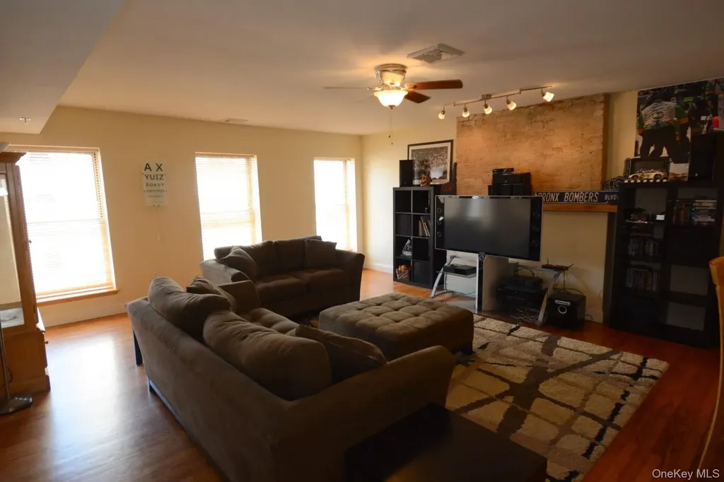 330 Main Street Poughkeepsie NY 12601