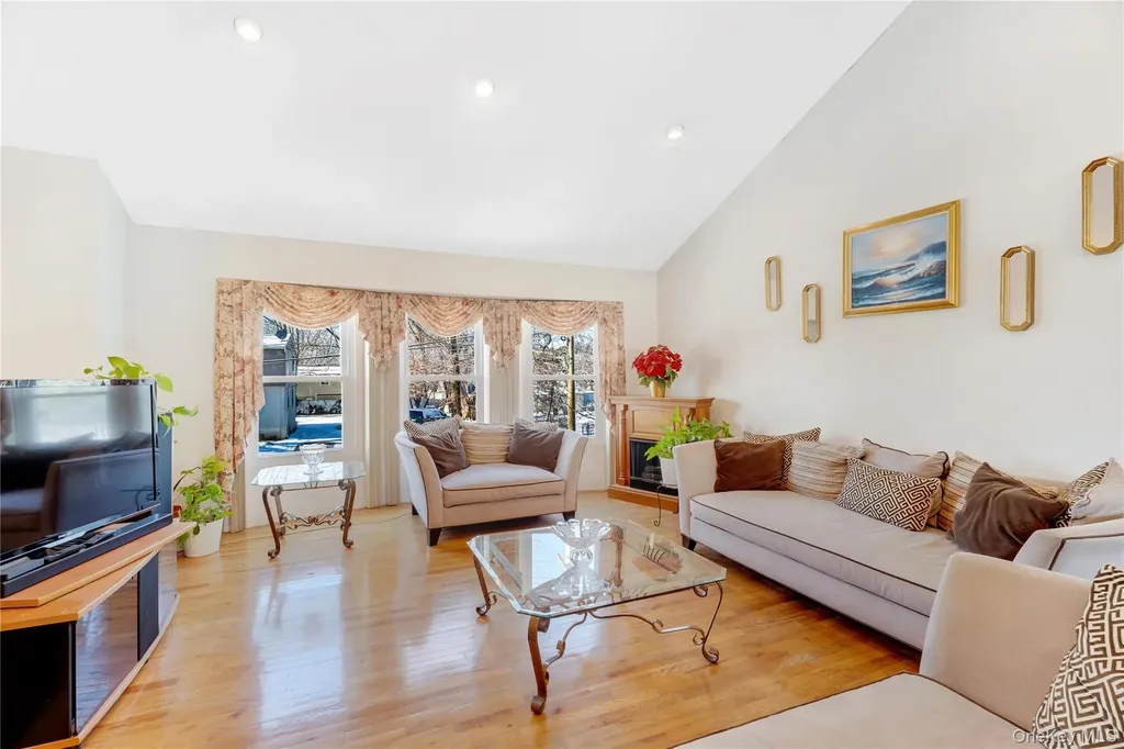 113 S 32nd Street Wyandanch NY 11798
