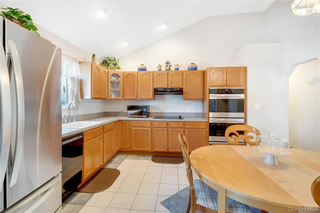 113 S 32nd Street Wyandanch NY 11798
