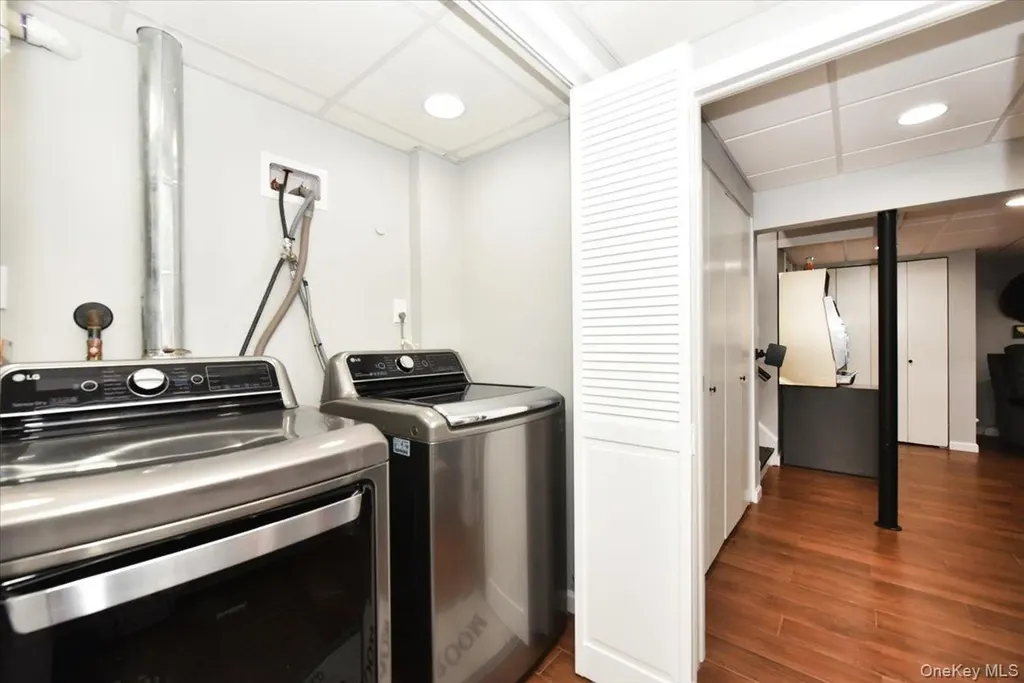 72 Narwood Road Massapequa NY 11758
