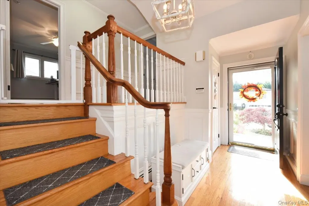 72 Narwood Road Massapequa NY 11758