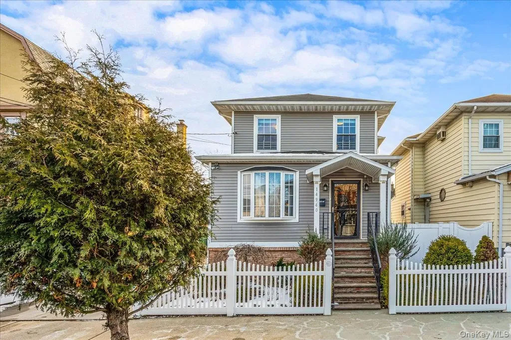 14940 15th Drive Whitestone NY 11357