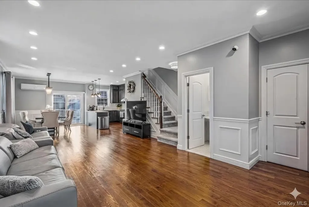 14940 15th Drive Whitestone NY 11357