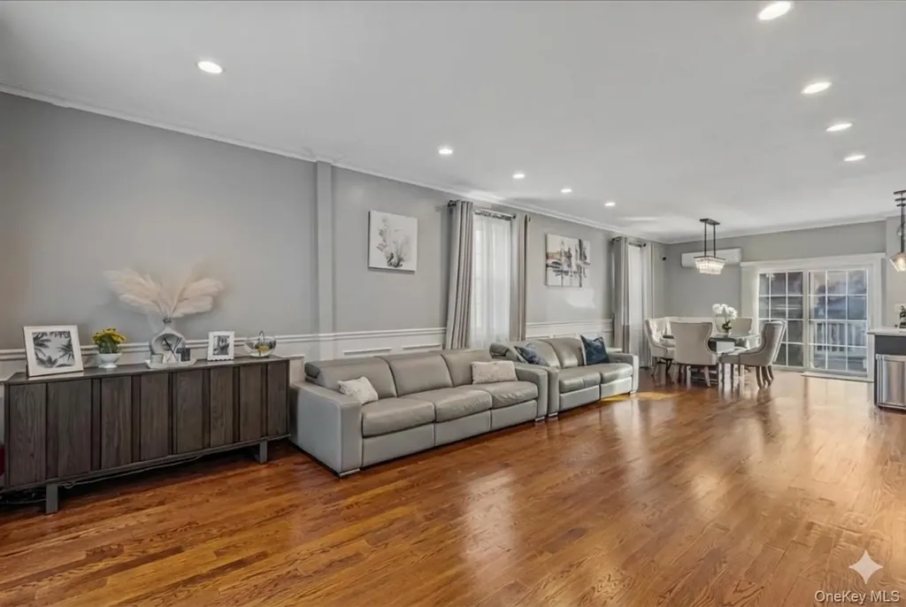 14940 15th Drive Whitestone NY 11357