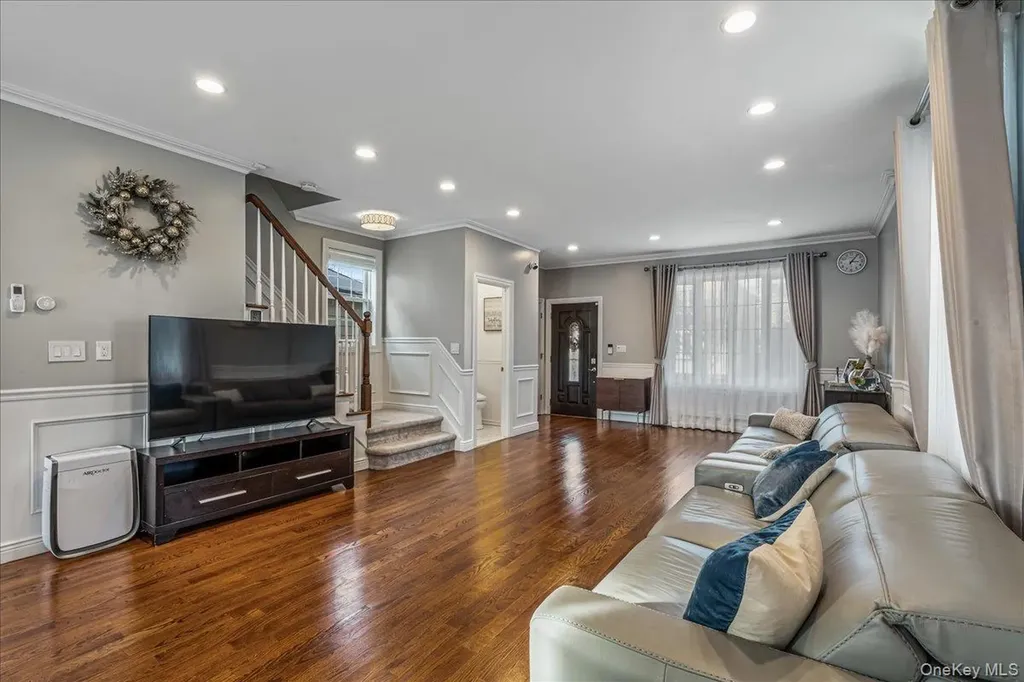 14940 15th Drive Whitestone NY 11357