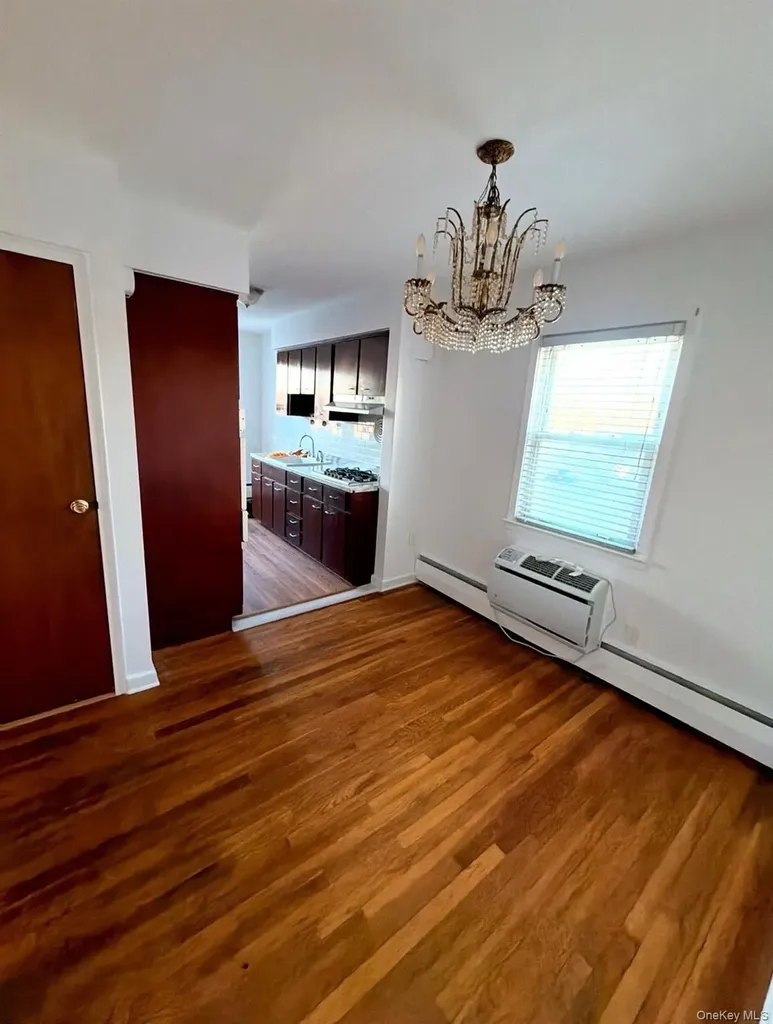 6046 69th Place Maspeth NY 11378