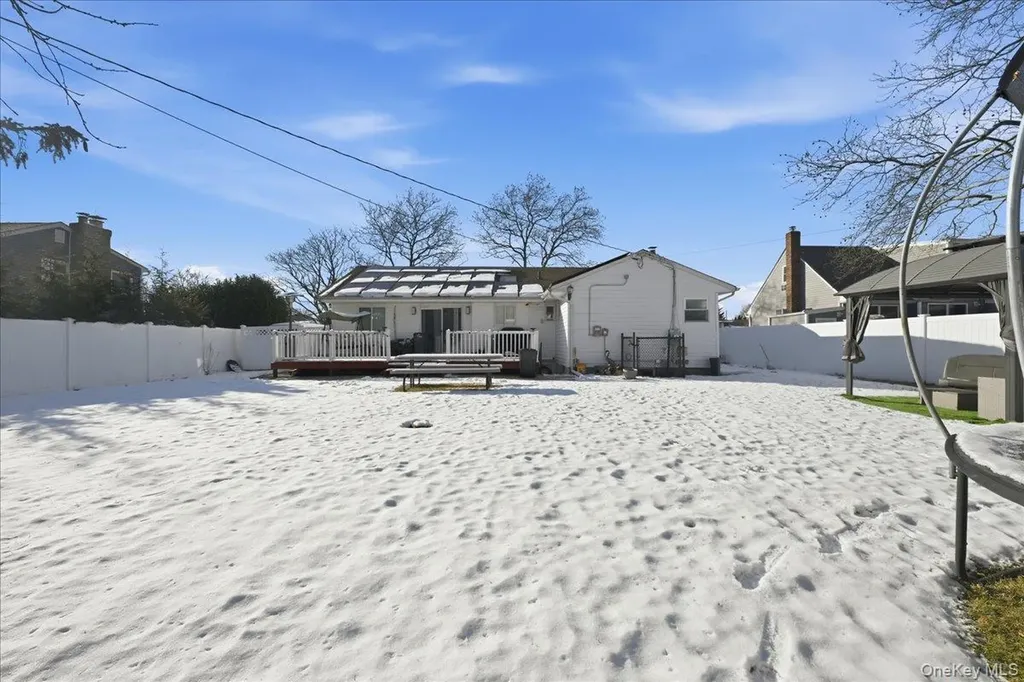 5 Plum Tree Lane Commack NY 11725