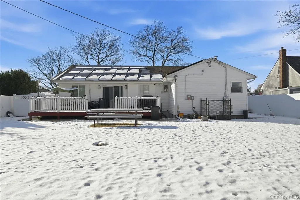 5 Plum Tree Lane Commack NY 11725