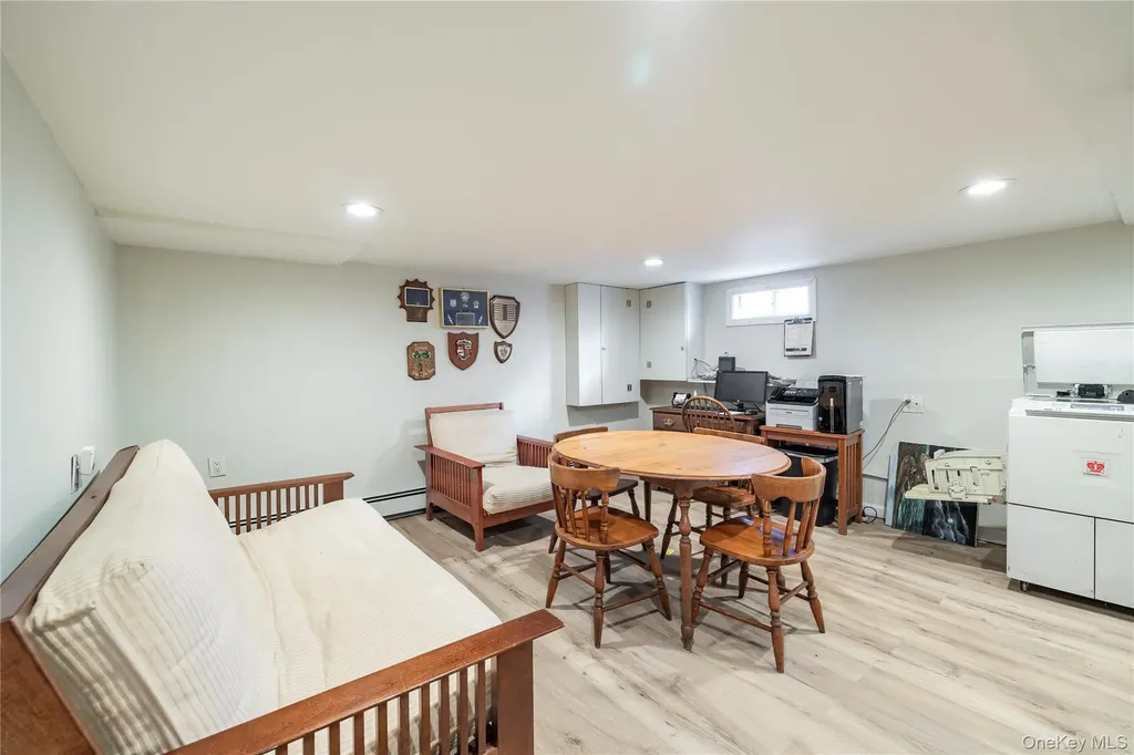 29 Norwich Avenue Lynbrook NY 11563