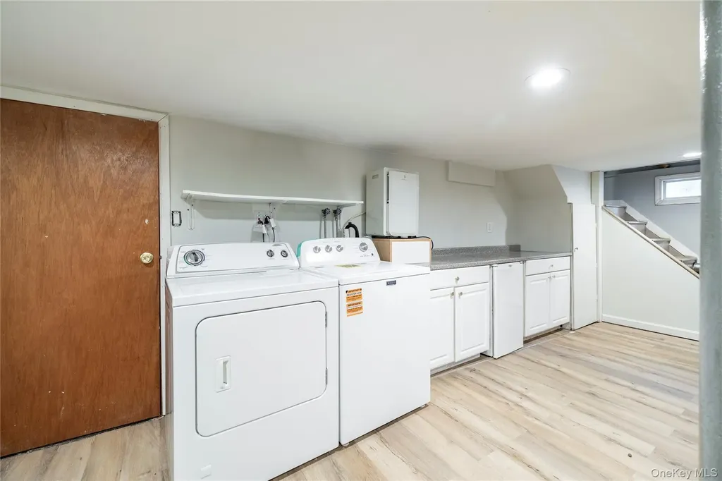 29 Norwich Avenue Lynbrook NY 11563