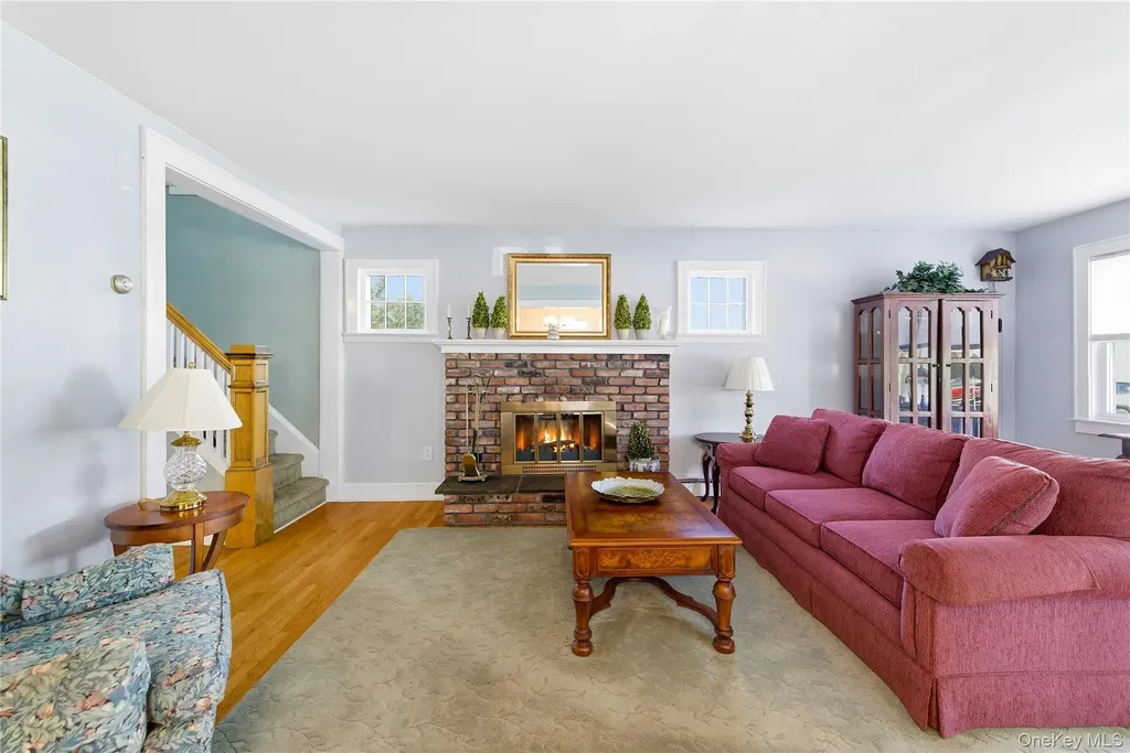 29 Norwich Avenue Lynbrook NY 11563