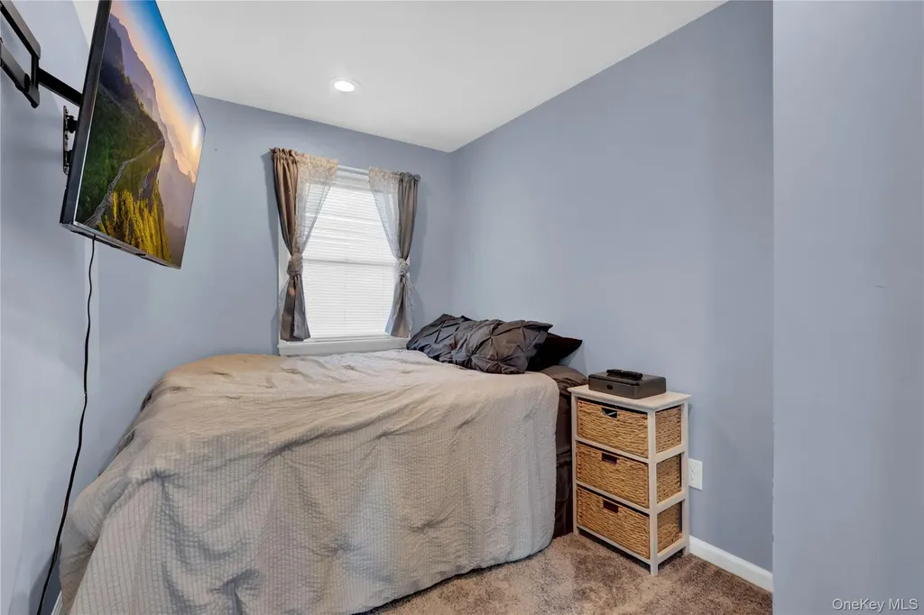 77 Baybright Drive Shirley NY 11967