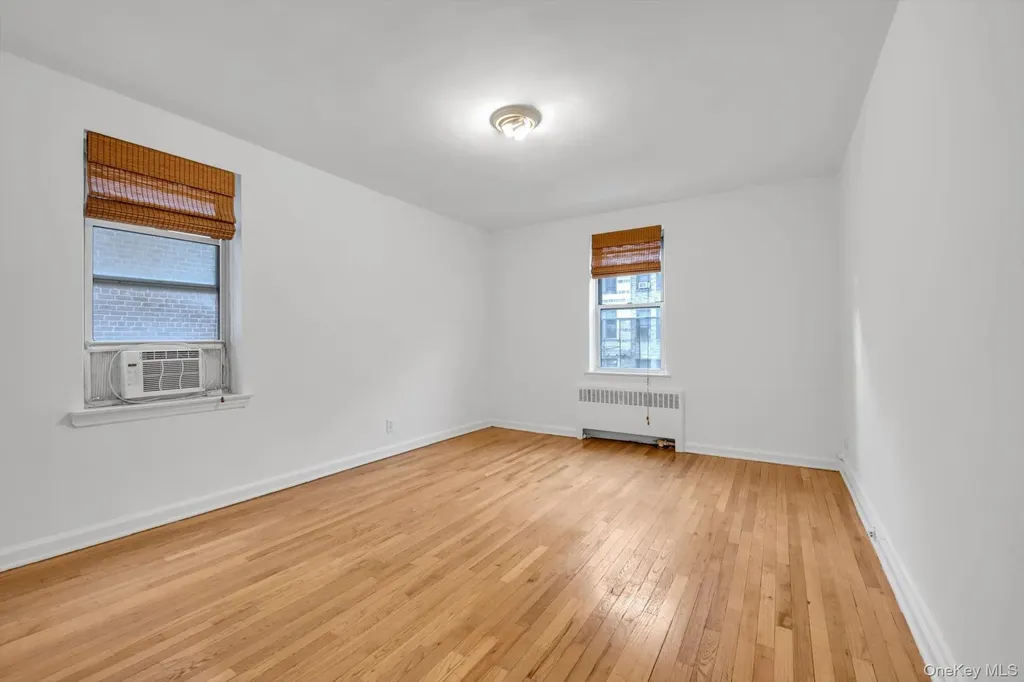 2080 Barnes Avenue Bronx NY 10462