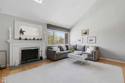 10 Bayberry Lane Rye Brook NY 10573