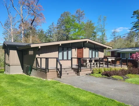 7 Donenfeld Drive Bethel NY 12749