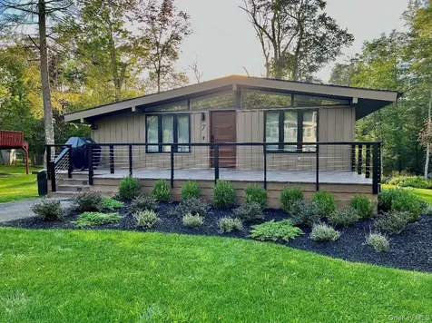 7 Donenfeld Drive Bethel NY 12749