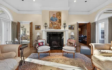 38 Tiffany Road Oyster Bay NY 11771